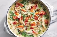 Пилешка супа с ориз и бекон
