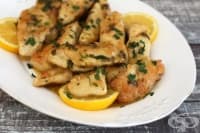 Пилешко с лимонов сос и каперси