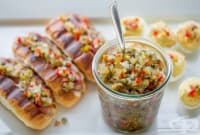 Разядка с краставички, чушки и лук