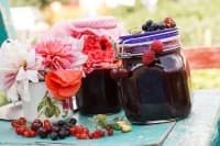 Сладко асорти от летни плодове