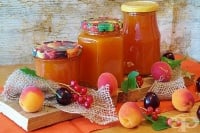 Шест начина за стерилизиране на бурканите