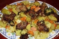 Свински ребърца с картофи и розмарин