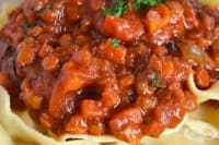 Зеленчуков сос с чесън, копър и магданоз