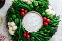 Зеленчуково плато със сос Ранч