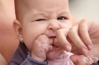 3 съвета как да облекчите болките при бебето от никнещите млечни зъби