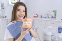 Третирайте схващане и болки в челюстта по 6 начина