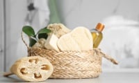 Гъба луфа за баня – как и колко често да я почистваме