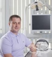 д-р Свилен Мустакерски