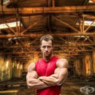 Тренировъчна програма на фитнес моделът Матус Валент за рамене, гърди и корем