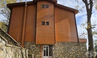 Хижа "Здравец", с. Тополица