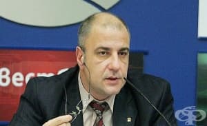 Доц. Любомир Киров: Институциите, а не лекарите да поемат потребителските такси