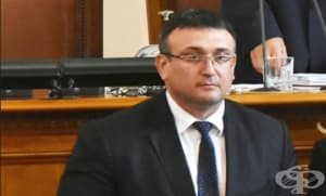 Министър Младен Маринов говори в парламента за злоупотребите с ТЕЛК