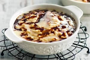 Овесена каша с прясно мляко, крема сирене и канела