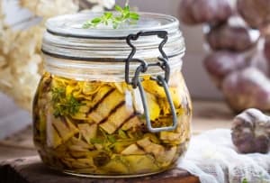 Гриловани мариновани тиквички