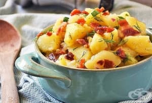 Немска топла салата от картофи с бекон, масло и копър