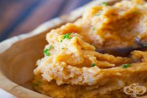 Картофено пюре с леща и лук