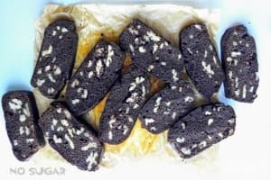 Богат какаов кекс с орехи на No sugar