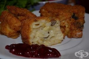 Макаронени крокети с гъби и кашкавалена панировка