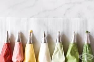 Натурална глазура за декорация на сладки