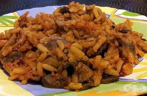 Задушен ориз с домати и гъби