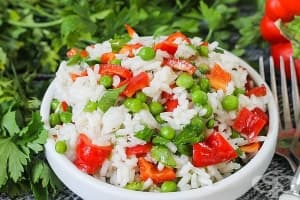 Оризова гарнитура с грах и чушки