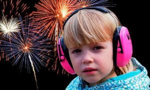 Как да защитим детето от силния шум и гърмежи на Нова Година?
