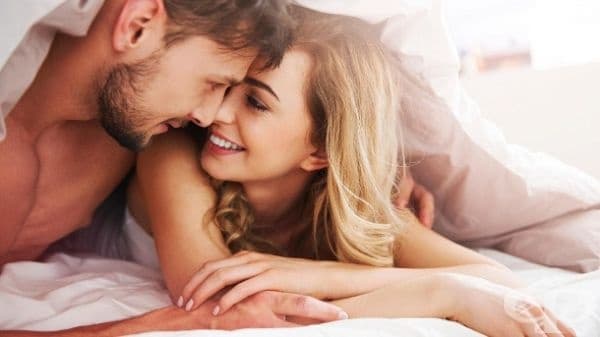 Мъжете с наднормено тегло са по-издръжливи в секса - изображение