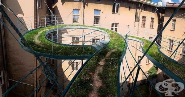 В Полша построиха кръгова алея между сгради за отдих на служителите - изображение