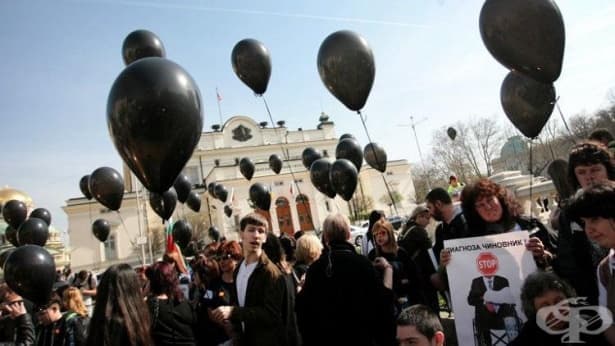 Системата ни убива - трябва ли да си подаде оставка правителството на Бойко Борисов?