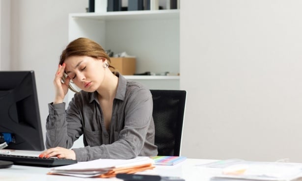 Проф. Андре Спайсър: Не методите за справяне със стреса, а липсата на стрес прави служителите щастливи - изображение