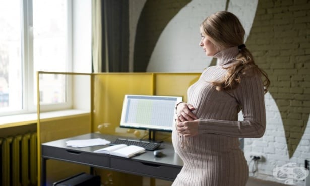 Защо е трудно да се изкорени дискриминацията спрямо бременните жени на работното място - изображение