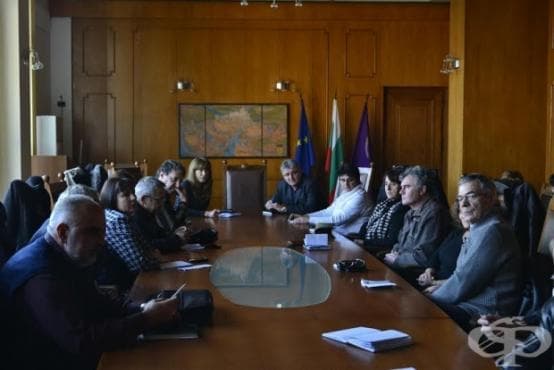 Във Велико Търново ще бъдат проверени всички спортни съоръжения в дворовете и площадките за игра в училищата - изображение