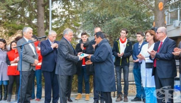 Дариха линейка на УМБАЛ "Св. Марина" във Варна - изображение