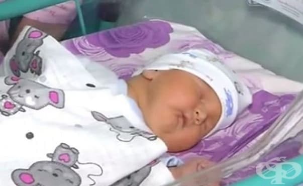 Бебе-рекордьор се роди във Варна - изображение