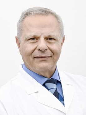 Д-р Пинторе консултира и оперира във Вита. Италианският ортопед отстранява Hallux Valgus - изображение