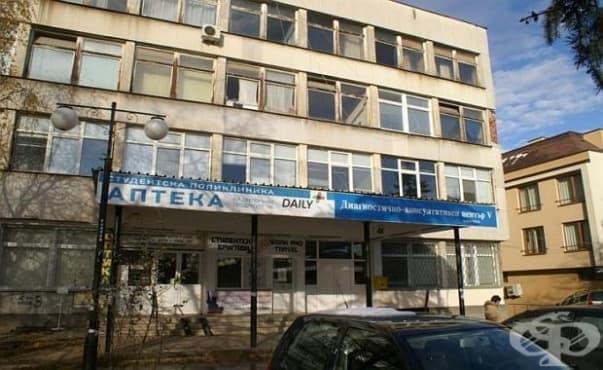 В Студентска поликлиника - София ще се провежда танцова рехабилитация за жени с рак на гърдата - изображение