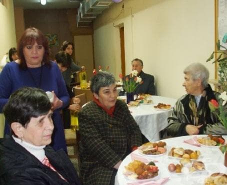 Социалният патронаж в Бургас ще храни с 30 души повече през 2011 г. - изображение