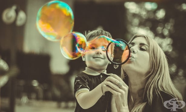 Перфектната майка: Как да се освободите от капана на постоянните очаквания и критики - изображение