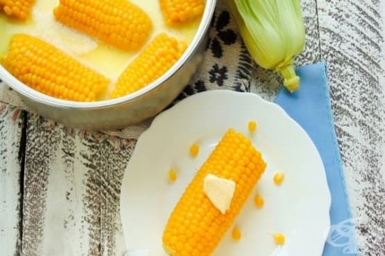 Варена царевица в прясно мляко и масло - изображение