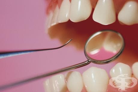 Соленият разтвор почиства добре зъбните протези - изображение