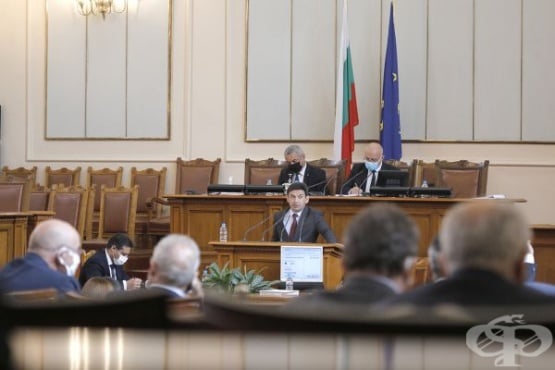 МТСП да подготви проект на Кодекс за социална защита реши Народното събрание - изображение