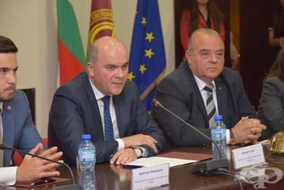 Младежката безработица е намаляла два пъти за последните четири години - изображение