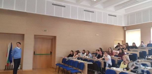 Професиите на бъдещето обсъждаха младежи от страната - изображение