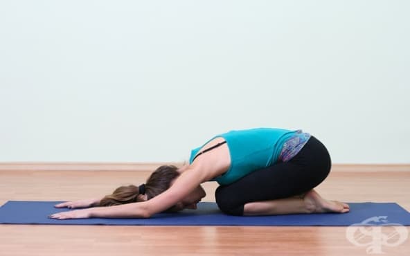 5 стречинг упражнения при схващане и болки в гърба  - изображение